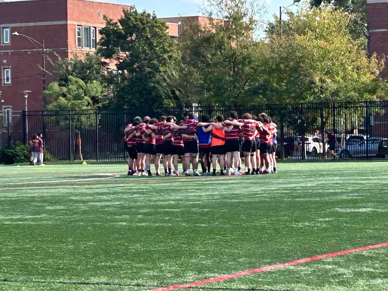 Loyola U Chicago fall sideline photo 24